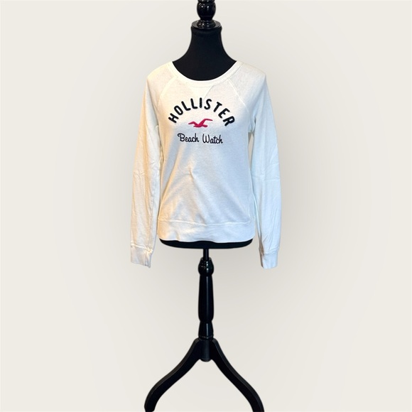 Hollister Tops - Hollister White Beach Watch Sweatshirt Size Small